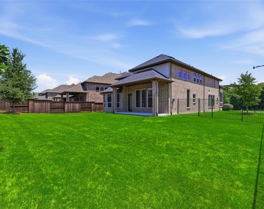 2101 Hebert Court - Photo Thumbnail 33