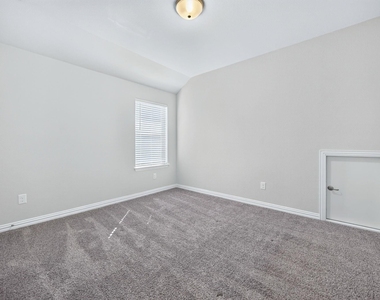 125 Joshua Tree Court - Photo Thumbnail 26