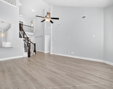 125 Joshua Tree Court - Photo Thumbnail 10