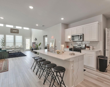 4703 Whitehill - Photo Thumbnail 7