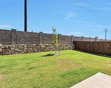 4703 Whitehill - Photo Thumbnail 24