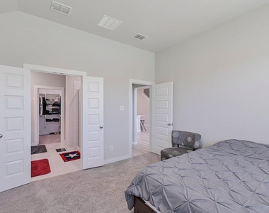 4703 Whitehill - Photo Thumbnail 12