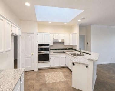 9518 Prestmont Place - Photo Thumbnail 13