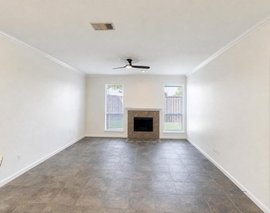 9518 Prestmont Place - Photo Thumbnail 10