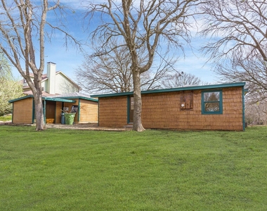 321 Crescent Drive - Photo Thumbnail 30