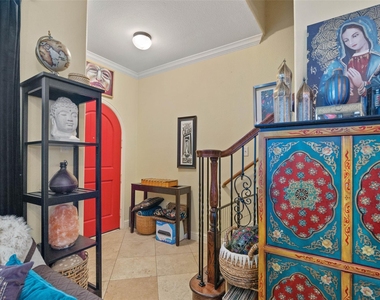 2220 Burning Tree Lane - Photo Thumbnail 4
