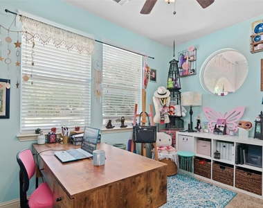 2220 Burning Tree Lane - Photo Thumbnail 8