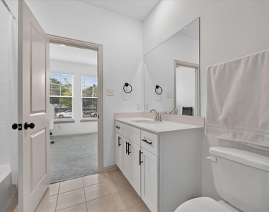 5360 Springlake Parkway - Photo Thumbnail 9