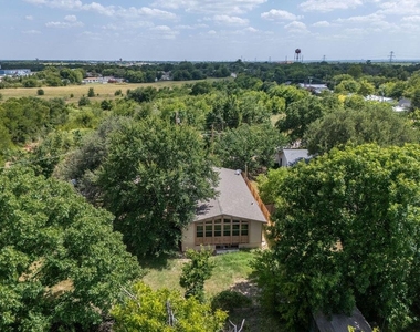 205 W Long Street - Photo Thumbnail 18