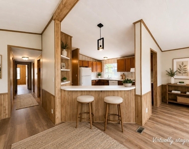 205 W Long Street - Photo Thumbnail 5