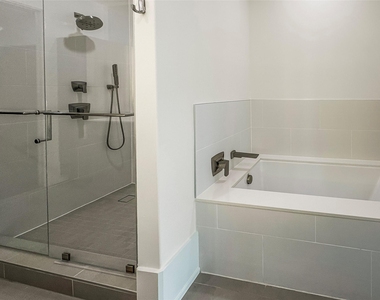 3525 Normandy Avenue - Photo Thumbnail 10