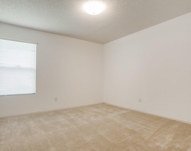 2800 Bissell Way - Photo Thumbnail 19