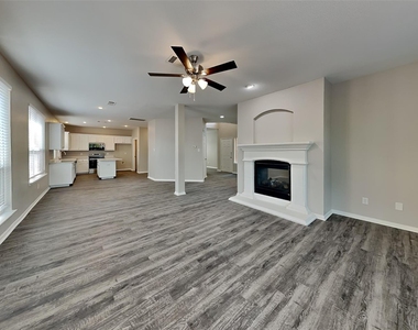 11860 Porcupine Drive - Photo Thumbnail 2