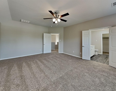 11860 Porcupine Drive - Photo Thumbnail 8