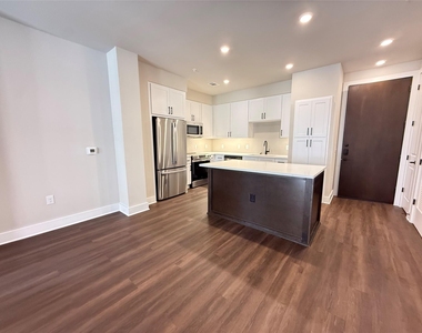 3255 Carlisle Street - Photo Thumbnail 2