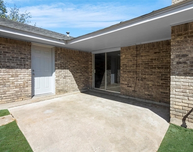 742 Ridge Crest Drive - Photo Thumbnail 24
