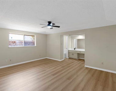 742 Ridge Crest Drive - Photo Thumbnail 6