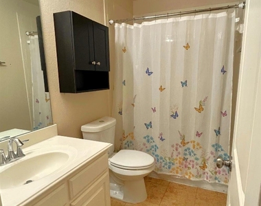 10637 Bolivar Drive - Photo Thumbnail 24