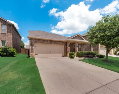 5610 Stockport Drive - Photo Thumbnail 3