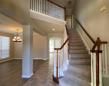 15861 Twin Cove Drive - Photo Thumbnail 6