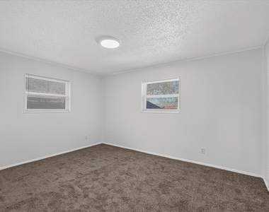1805 Randolph Drive - Photo Thumbnail 13