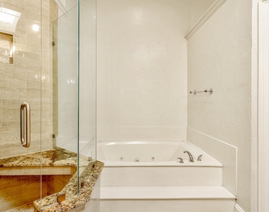 2912 Bluffview Drive - Photo Thumbnail 12