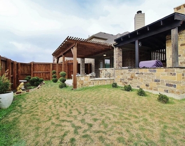 110 White Oak Lane - Photo Thumbnail 31