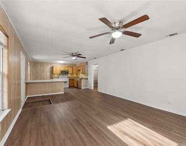 4171 Broken Bow Drive - Photo Thumbnail 7