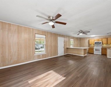 4171 Broken Bow Drive - Photo Thumbnail 8