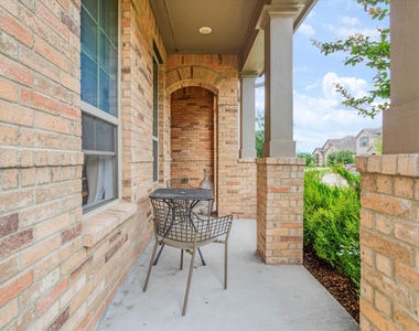 1535 Calcot Lane - Photo Thumbnail 23