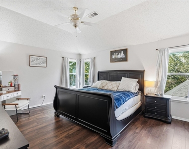4532 Pebble Stone Drive - Photo Thumbnail 15