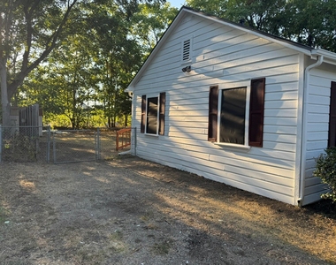1307 Church Street - Photo Thumbnail 3