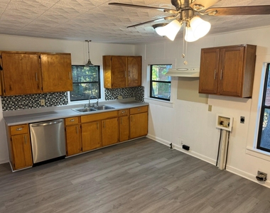 1307 Church Street - Photo Thumbnail 8