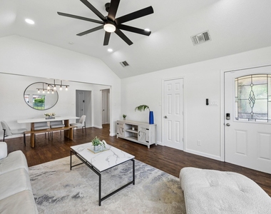 630 W Neely Street - Photo Thumbnail 6