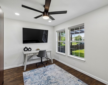 630 W Neely Street - Photo Thumbnail 17