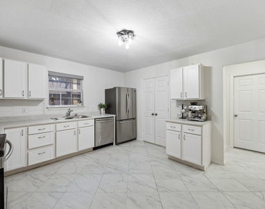 630 W Neely Street - Photo Thumbnail 9