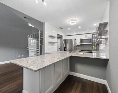 5100 Verde Valley Lane - Photo Thumbnail 10