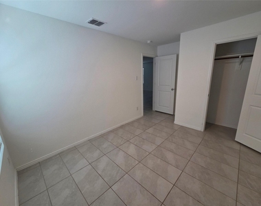 7781 Ruellia Road - Photo Thumbnail 13