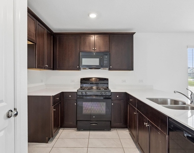 7781 Ruellia Road - Photo Thumbnail 6