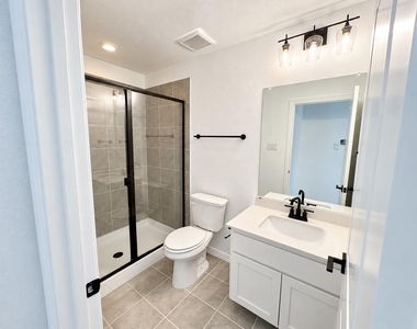 4708 Craymore Road - Photo Thumbnail 10