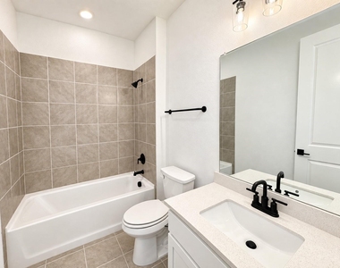 4708 Craymore Road - Photo Thumbnail 8