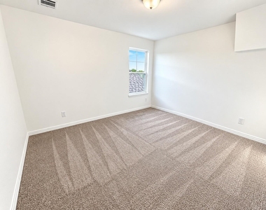 4708 Craymore Road - Photo Thumbnail 9