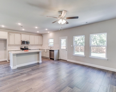 789 Wa Denton Drive - Photo Thumbnail 2