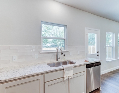 789 Wa Denton Drive - Photo Thumbnail 15