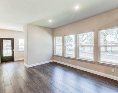 789 Wa Denton Drive - Photo Thumbnail 10