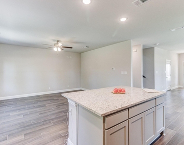 789 Wa Denton Drive - Photo Thumbnail 16