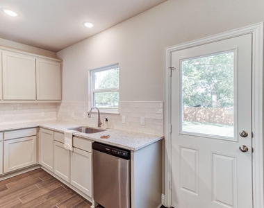 789 Wa Denton Drive - Photo Thumbnail 13