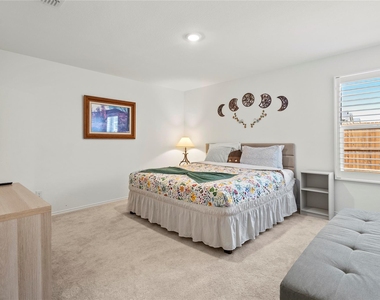 3032 Ashbrook Lane - Photo Thumbnail 16