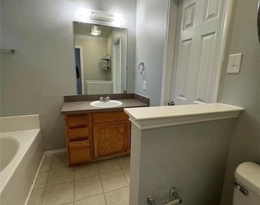 2064 Falls Creek Drive - Photo Thumbnail 3