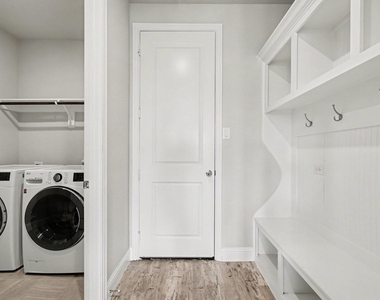 2317 Willow Garden Drive - Photo Thumbnail 33